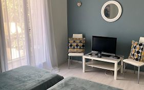 Sea View Apartment near Athens Airport